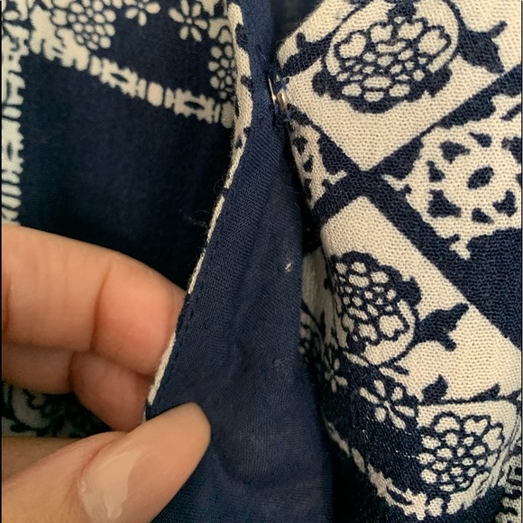 MOON RIVER Women's Ruffle Detail Printed Romper, NWOT - Picture 2 of 5